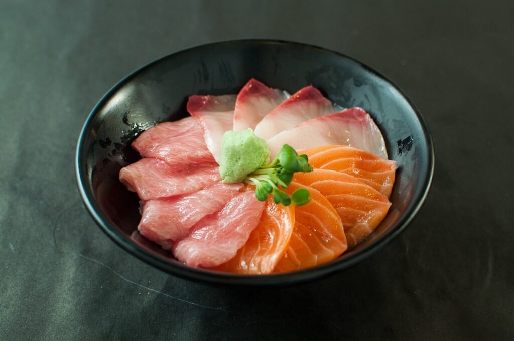 japan, sushi, food-2836904.jpg